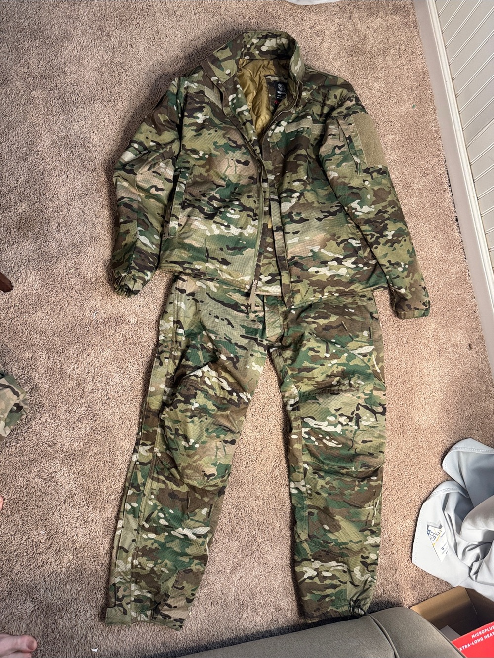 Wild Things Low Loft - Multicam Tactical Jacket & Pants Set Men’s Large